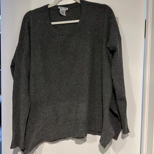 Women’s sweater